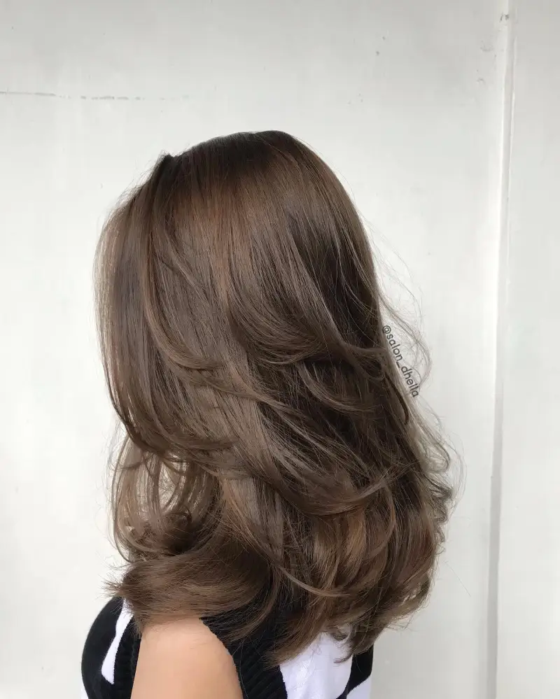 Layered Haircuts for Medium Hair