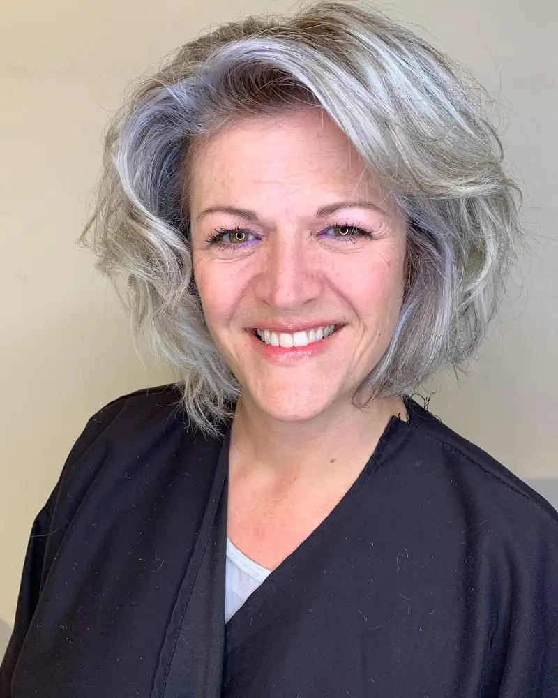 low maintenance short haircuts for older women