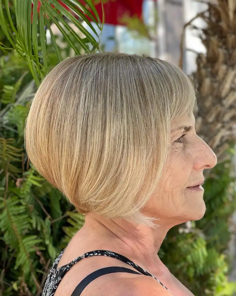 low maintenance short haircuts for older women