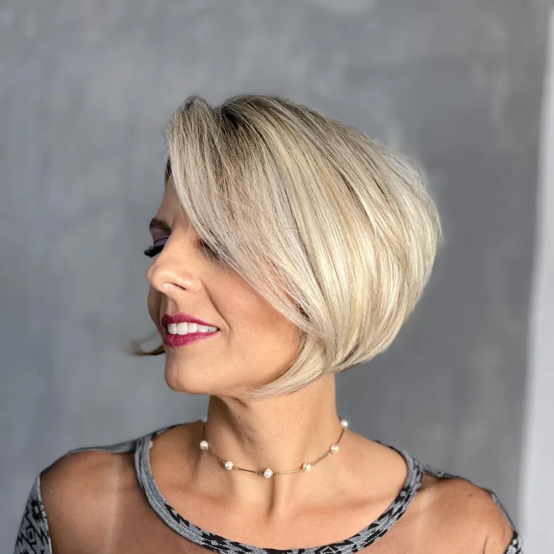 low maintenance short haircuts for older women