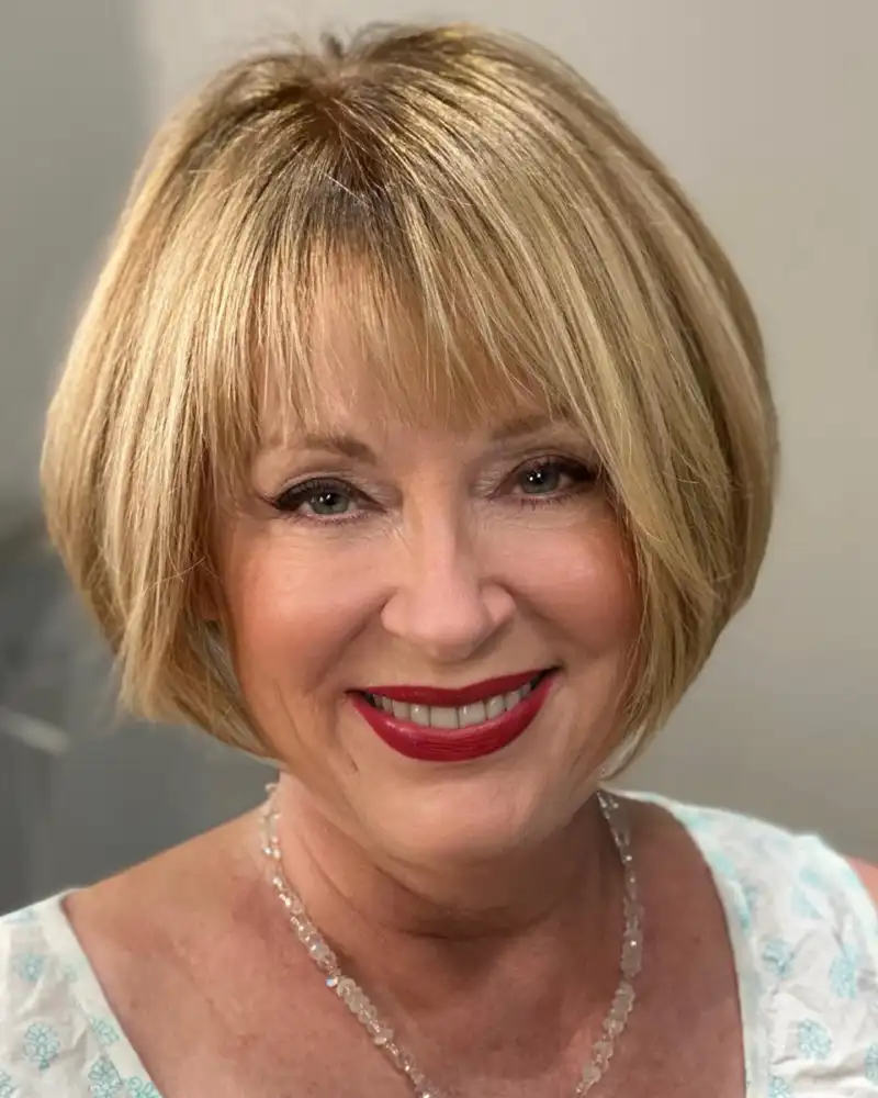 low maintenance short haircuts for older women