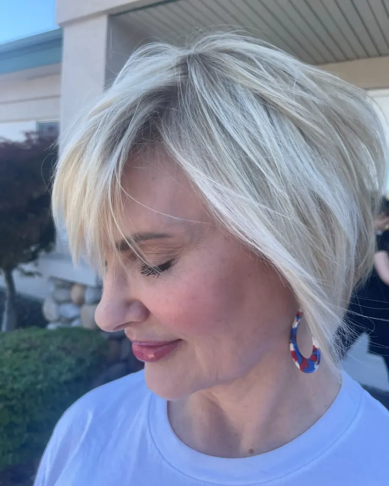 low maintenance short haircuts for older women