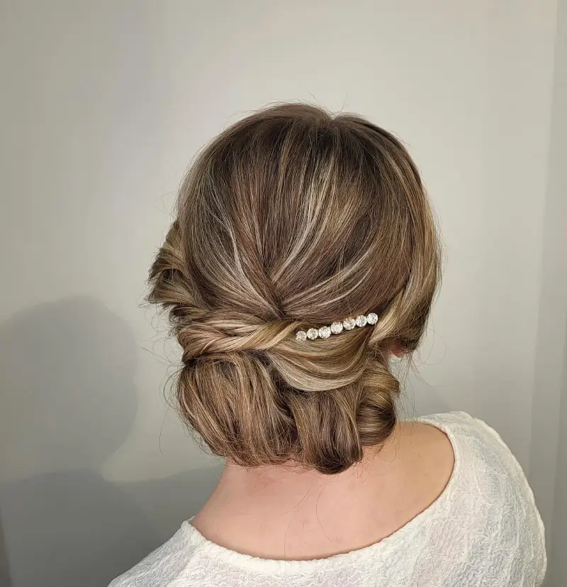 prom hairstyle for medium length hair