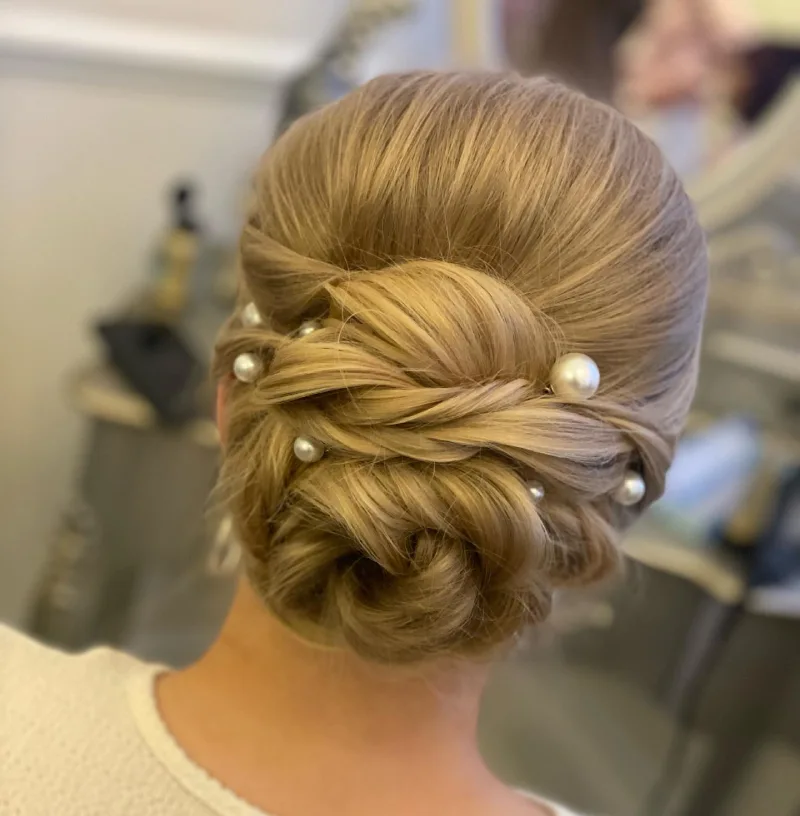 prom hairstyle for medium length hair