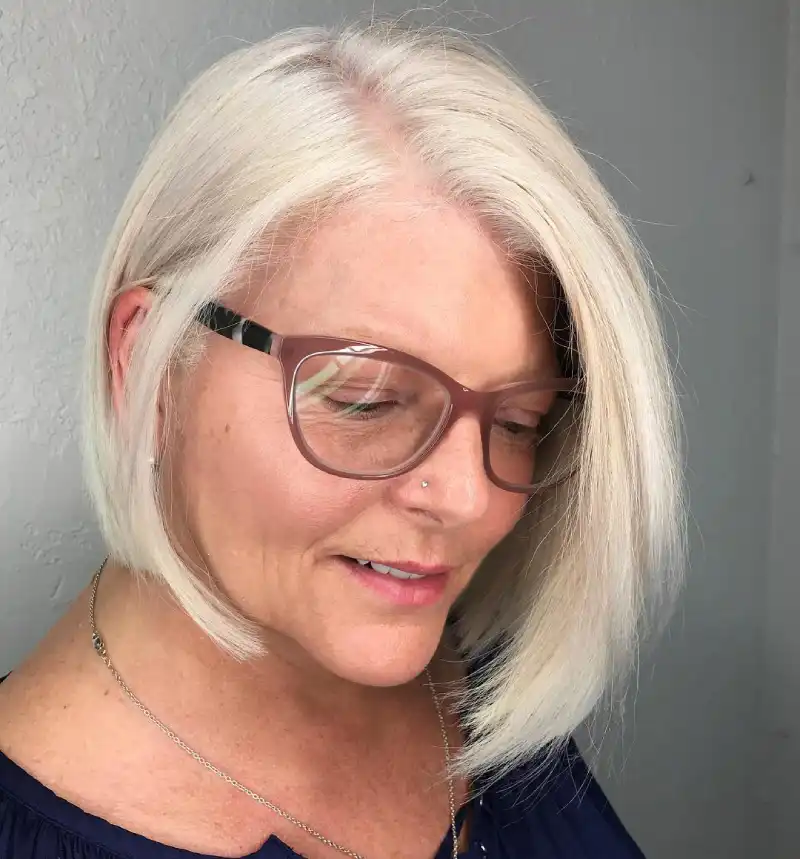 Short Gray Hairstyles for Women Over 71