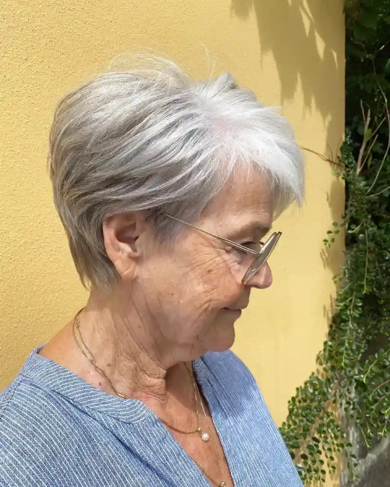 Short Haircuts for Older Women