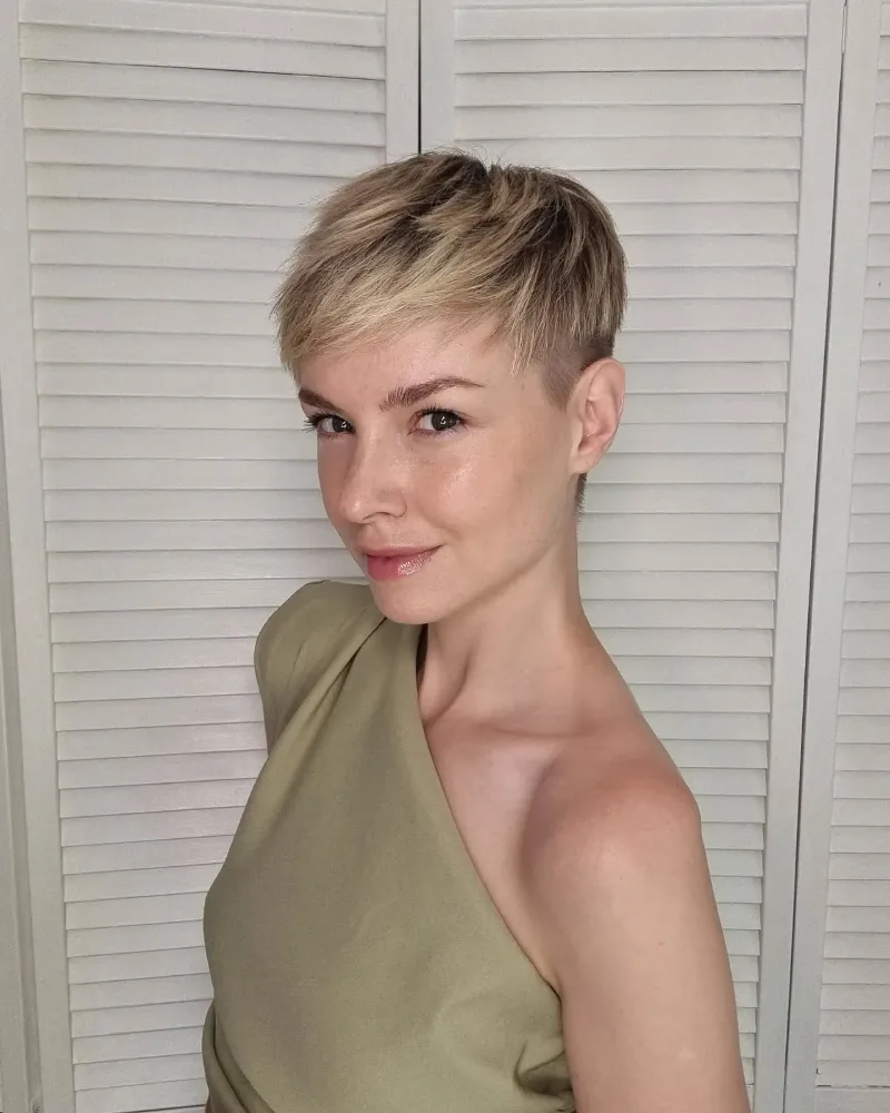 Short Pixie Haircuts for Women Over 74