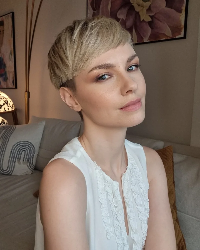 Short Pixie Haircuts for Women Over 76